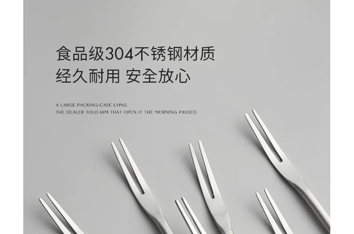 304 Stainless Steel Fruit Fork Solid Round Stick Small Fork High Appearance Level Household Long Handle Fruit Cake Dessert Fork
