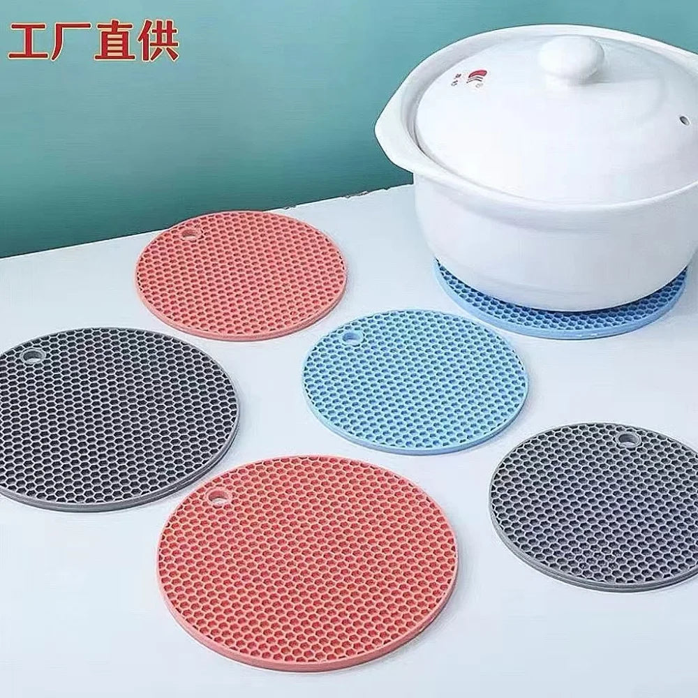 Silicone Heat Resistant Mats, Non-Slip Round Kitchen Pot Pads, Countertop Protector, Cup Coasters for Home Kitchen Accessories