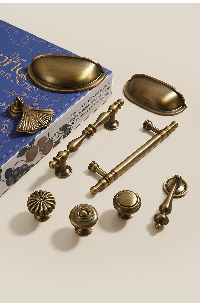 French-bronze solid handle vintage wardrobe/cabinet door handles small single-hole drawer pull medieval-style furniture hardware