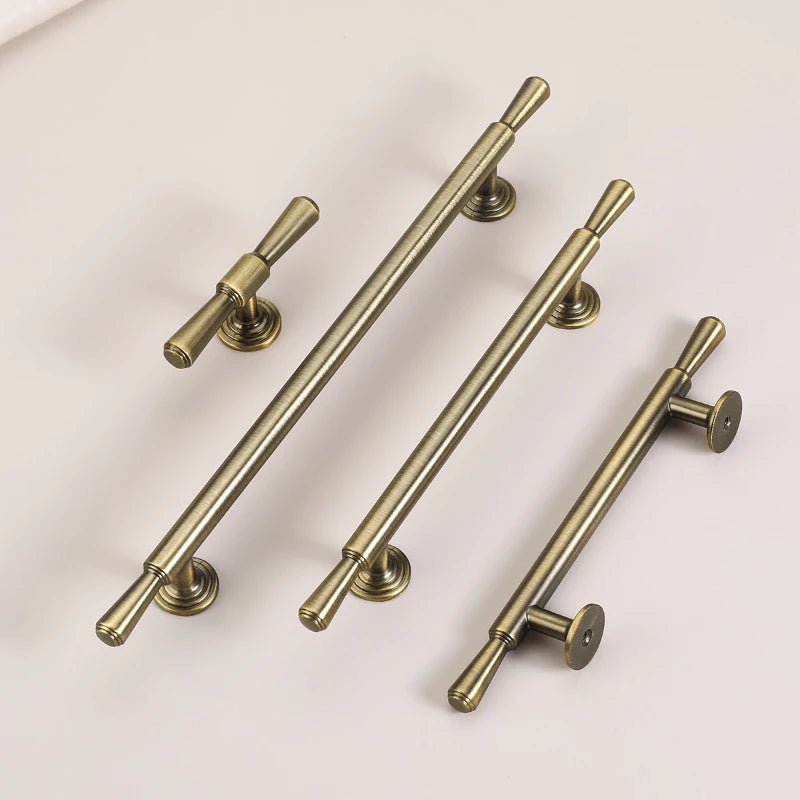 French-bronze solid handle vintage wardrobe/cabinet door handles small single-hole drawer pull medieval-style furniture hardware