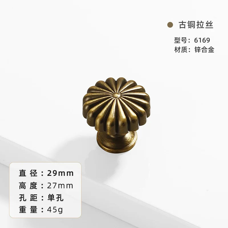 French-bronze solid handle vintage wardrobe/cabinet door handles small single-hole drawer pull medieval-style furniture hardware