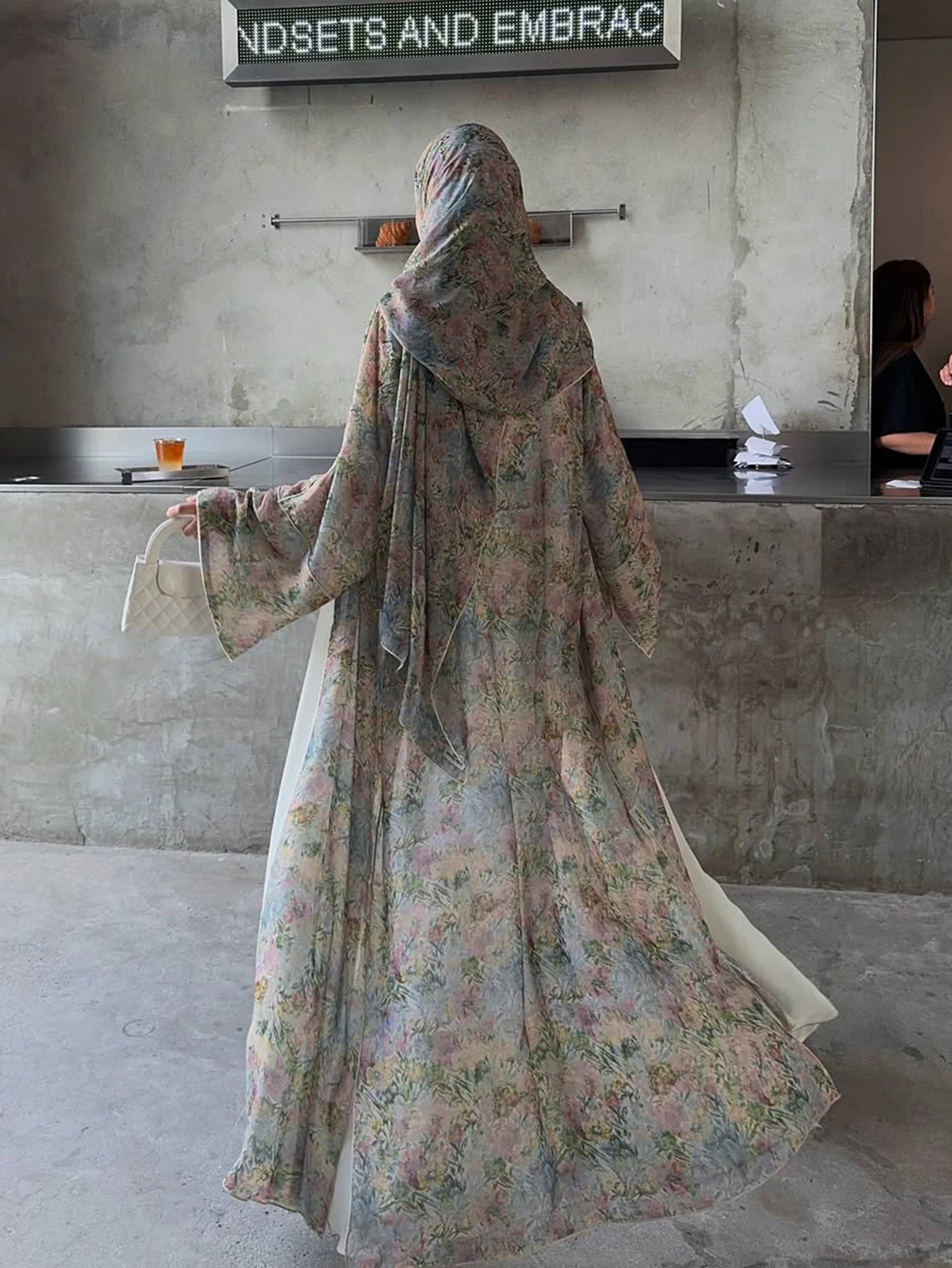 Middle Eastern Elegant Arabic Traditional Cardigan Long-Sleeved Floral Print Abaya Robe with Headscarf