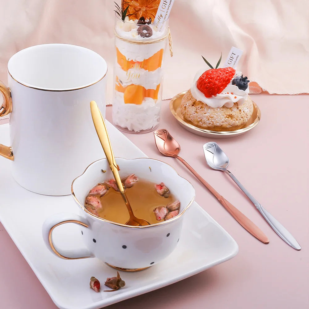 Long Handle Teaspoon Stainless Steel Rose Mixing Spoon Unusual Teaspoons for Dessert Honey Salad Tea Coffee Spoons New Year Gift