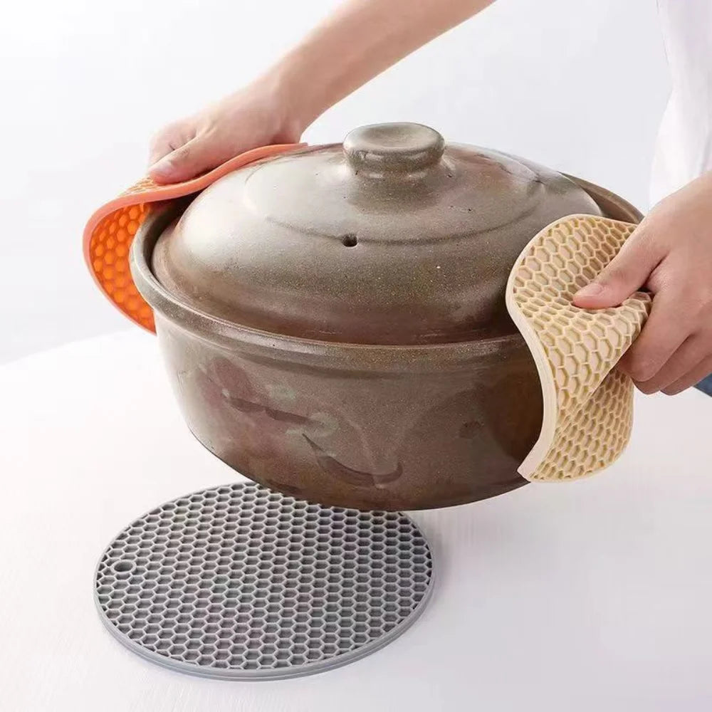 Silicone Heat Resistant Mats, Non-Slip Round Kitchen Pot Pads, Countertop Protector, Cup Coasters for Home Kitchen Accessories