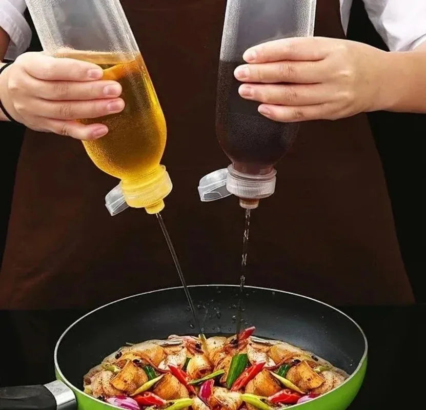 6/1PCS 300/500ml Kitchen Oil Bottle Plastic Seasoning Squeeze Bottle Dispenser for Salad BBQ Sauce Condiment Cooking Tool